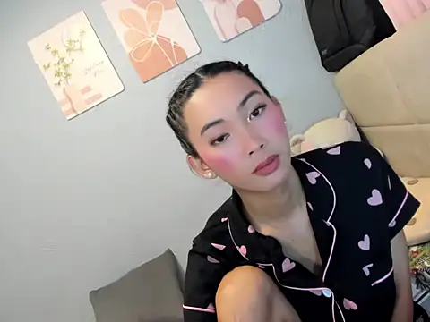 Anne_the_virgin live cam on StripChat