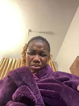 Honeylust26 live cam on StripChat