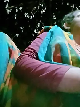 Soniahot02