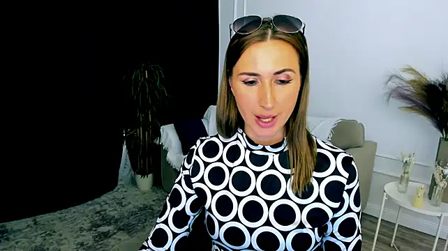 PassionGlow live cam on StripChat