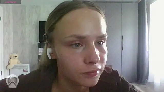 Annie_Cohn
