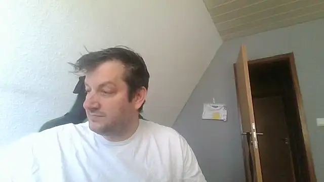 Golffahrer1982 live cam on StripChat