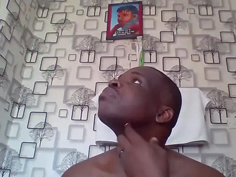 Chumba_001 live cam on StripChat
