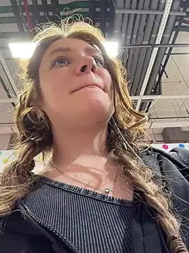 lucy-joy