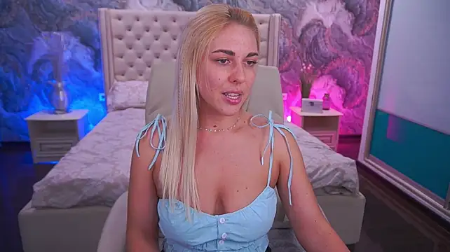 ArishkaLulu live cam on StripChat