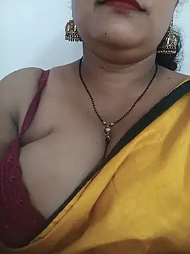 Nyra-23 live cam on StripChat
