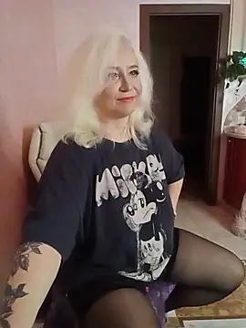 AngelFountains live cam on StripChat