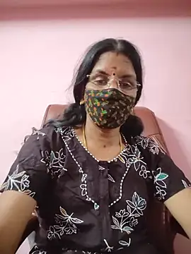 tamil_peenqueen live cam on StripChat