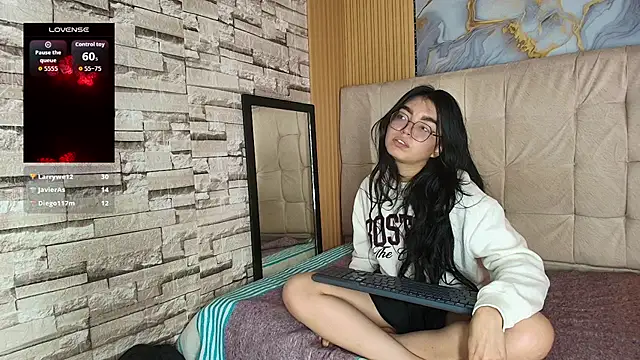 mia_monroepri live cam on StripChat