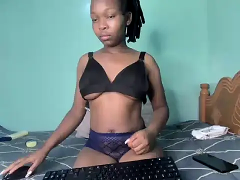 luna5babe live cam on StripChat
