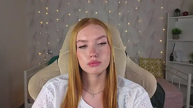 Sophia__Bailey live cam on StripChat