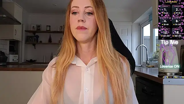 stripmequick live cam on StripChat