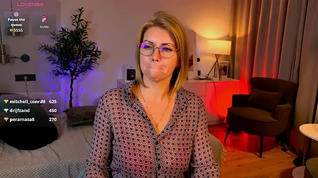 Annie_Light live cam on StripChat