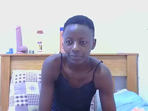 zuhura69 live cam on StripChat