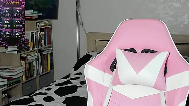 bbJ_one live cam on StripChat