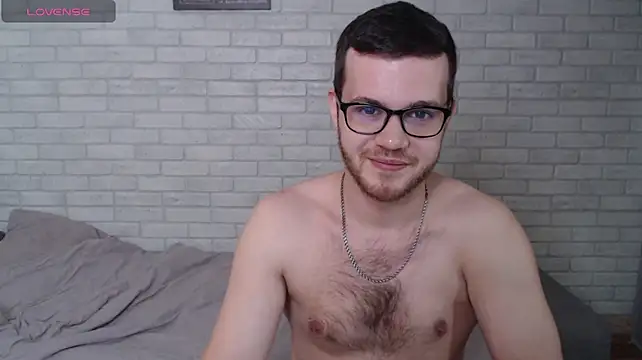 Alexxx_horny live cam on StripChat