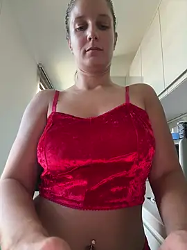 jennifer11772 live cam on StripChat