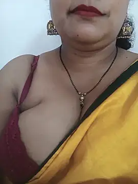 Nyra-23 live cam on StripChat