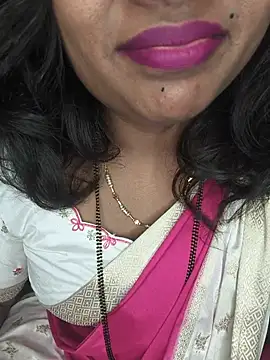 ur_love_kannada1 (F young) - Boobs show