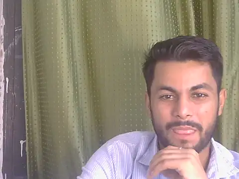 Stubborndesiboy live cam on StripChat