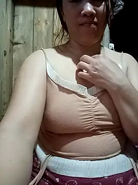 miumiu_00 live cam on StripChat