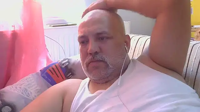 husoizmir live cam on StripChat