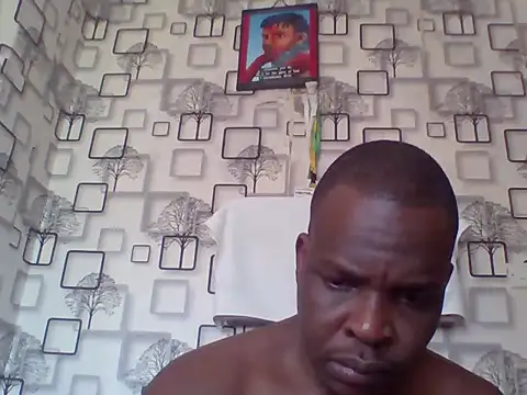 Chumba_001 live cam on StripChat