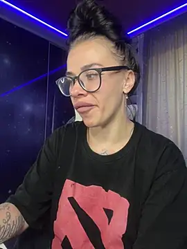 Queen_of_pain live cam on StripChat