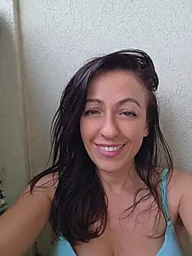 Risky_woman