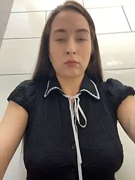 Holly_Play