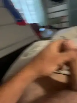 569638