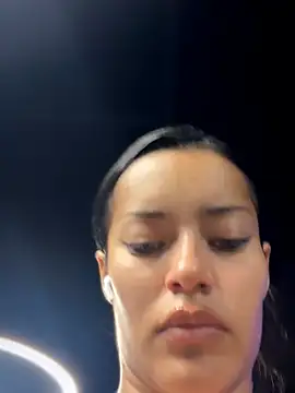 Risky_Workouts live cam