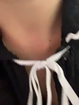 holly_play (F young) - drool on naked boobs + shake