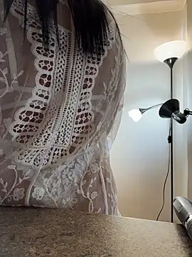 Hotmomcheckk_