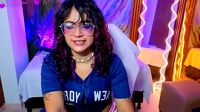 kristen_tay