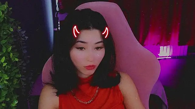 RedMidnight live webcam