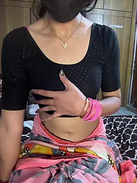 kiaraqueen7 live webcam