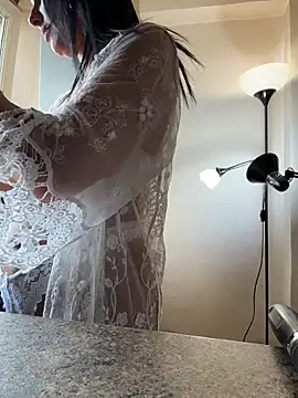 Hotmomcheckk_