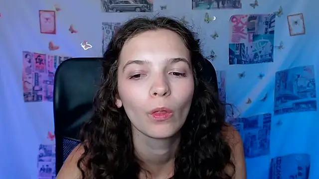 _SusieSu_ live now