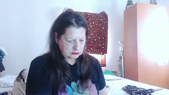 ExtasyMature webcam