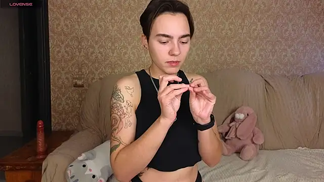 lilihere_ (F young) - ❤️TEST A NEW TOY❤️