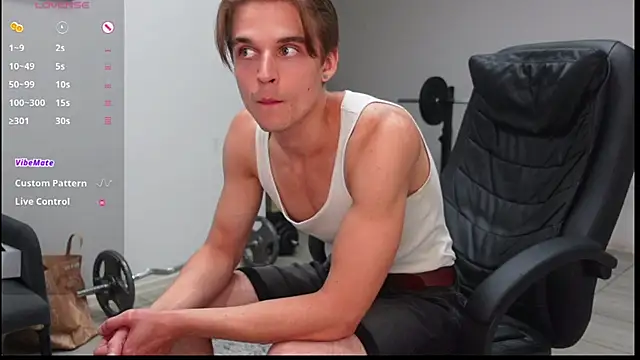david_heath (M twink) - WILL BUY A NEW TOY