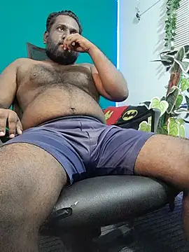 rayansmith_ (M young) - Rub bulge spit on cock