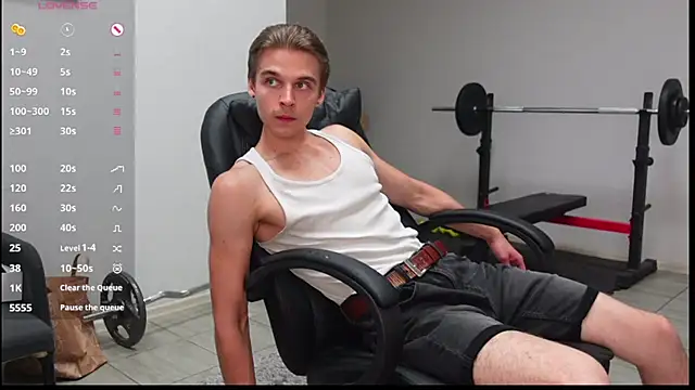 david_heath (M twink) - WILL BUY A NEW TOY