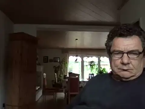nobbie444 (M mature) - naked
