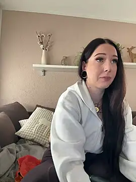 Trixie-Tainted live cam on StripChat