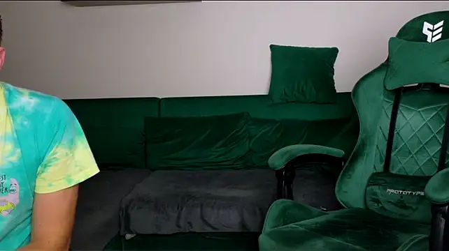 JoannaAndNeighbour live cam on StripChat