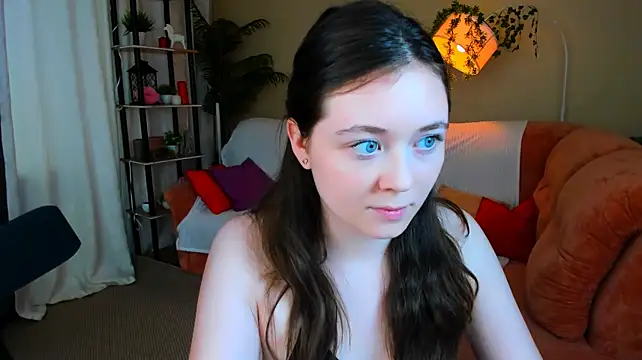 AlluringLookk live cam on StripChat