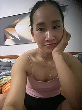 siorin_24 live cam on StripChat