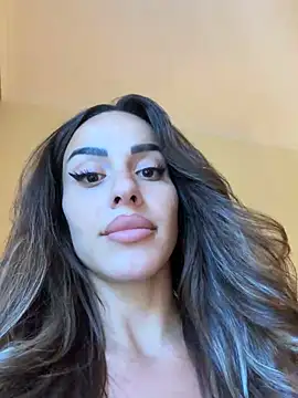 Webcam Model(-Alisa) is live